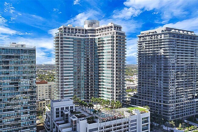 Building Photo - 3301 NE 1st Ave Unit H0915