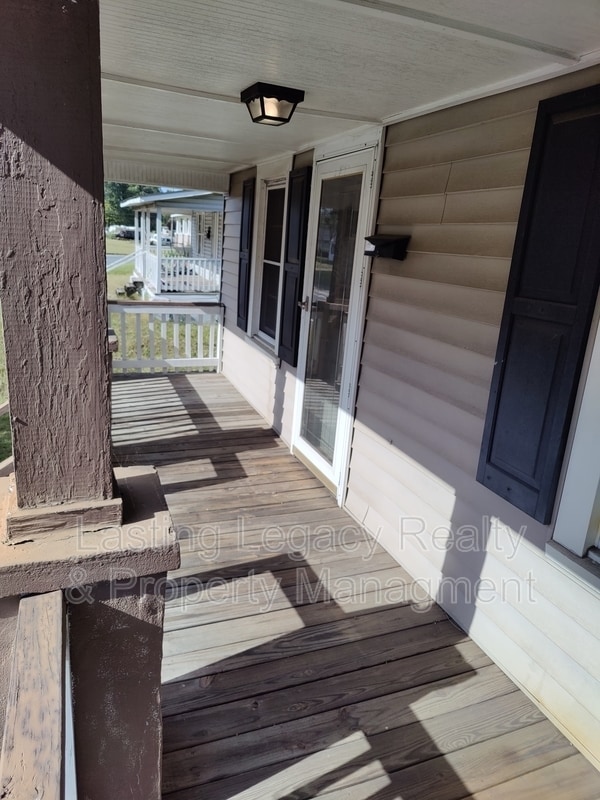 Photo - 2713 Old Greensboro Rd