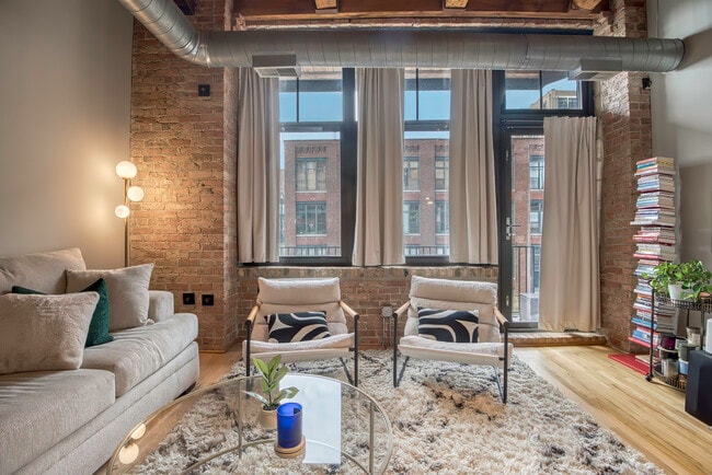 Photo - 625 W Jackson Blvd