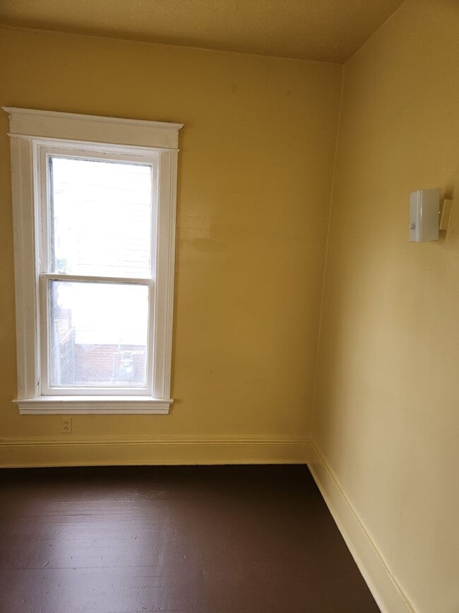 Photo - 11 Renwood St Unit Dn