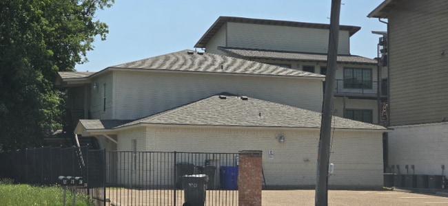 Building Photo - 629 S 5th St Rental