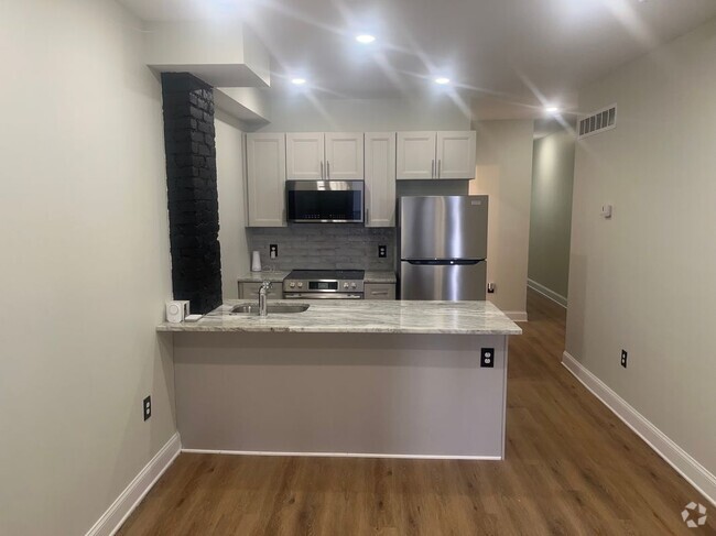 Building Photo - 6034 Walton Ave Rental