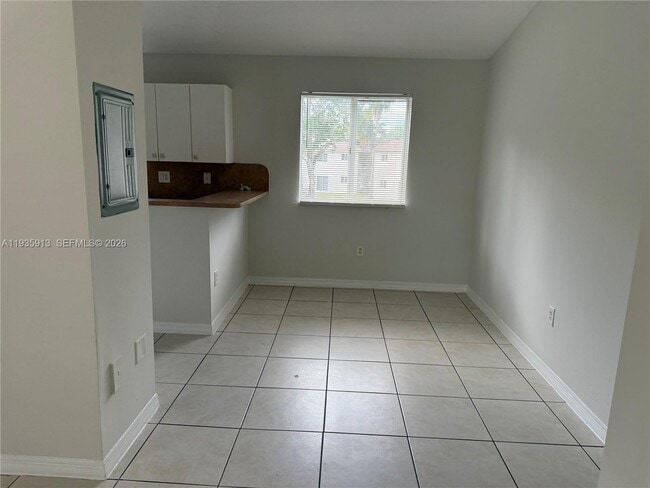 Photo - 2920 SE 13th Rd Unit 201-45