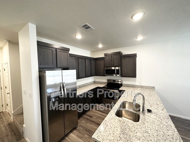 Photo - 928 S Amarillo Ave