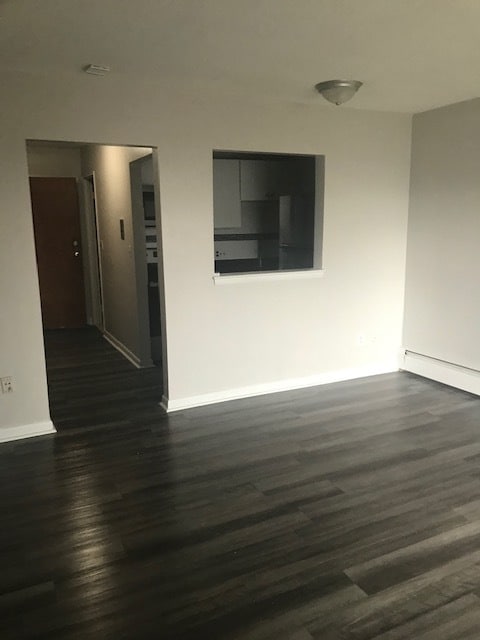 Photo - 1459-1461 VFW Pky