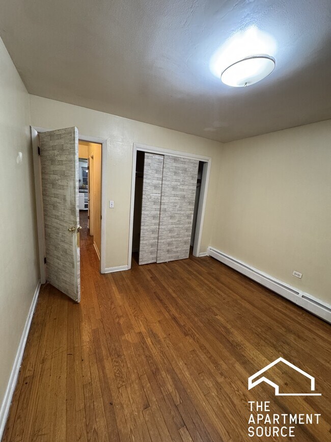 Photo - 7528 N Claremont Ave Unit 2