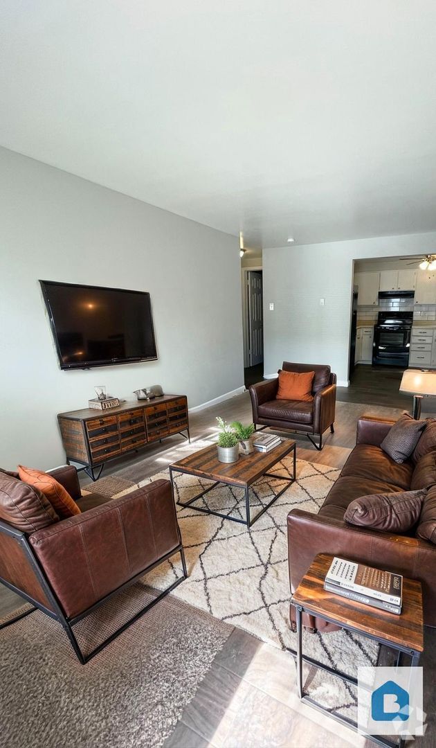 Building Photo - 4413 Forrest Hill Rd Unit 1 Rental