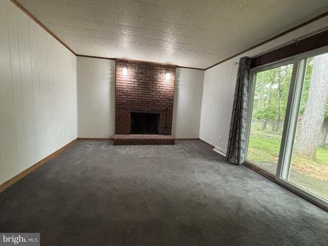 Photo - 415 Monmouth Dr
