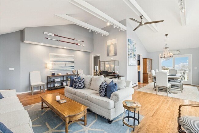 Photo - 23 Franklin Dr