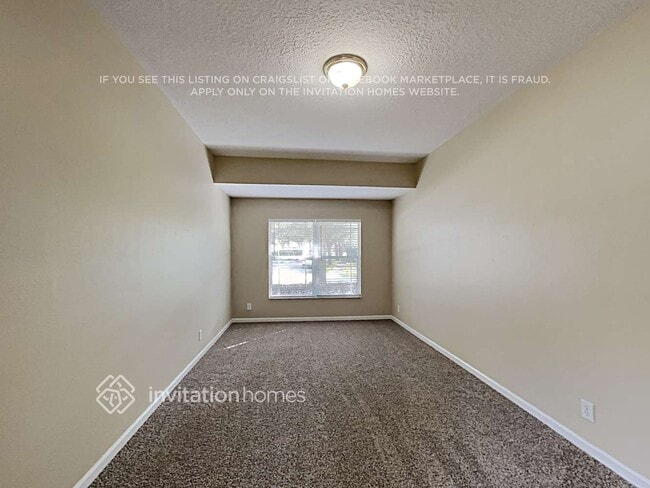 Photo - 300 Ridgeway Blvd