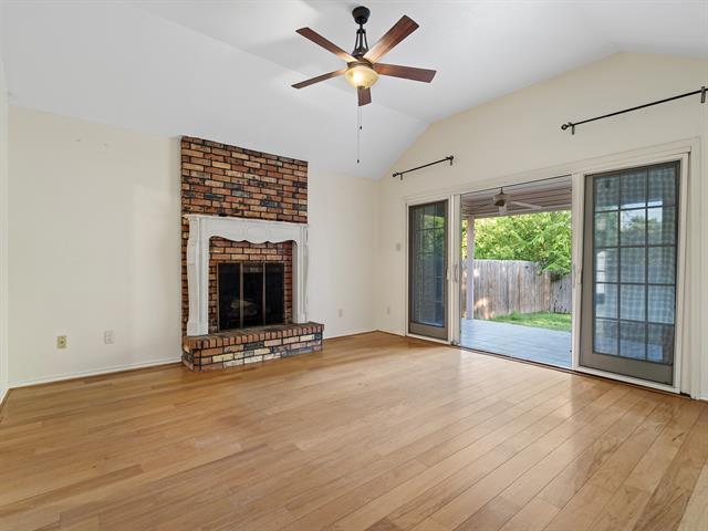 3113 Canton St