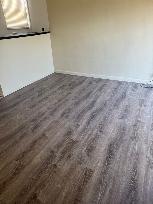 Photo - 7616 Howard Ave