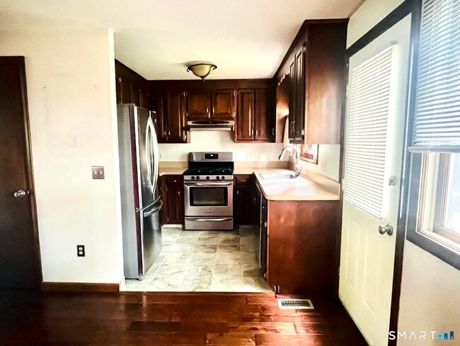 Photo - 6 Oak Forest Dr Unit 3