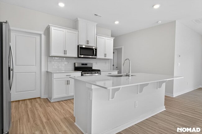 Photo - 6609 Barcelona Wy