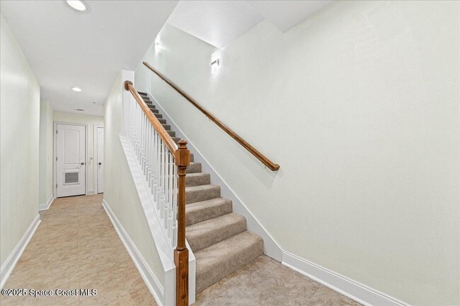 Photo - 870 Vignoles Ave NE