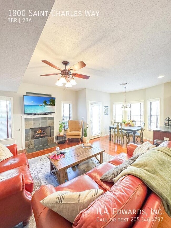 Photo - 1800 St Charles Way