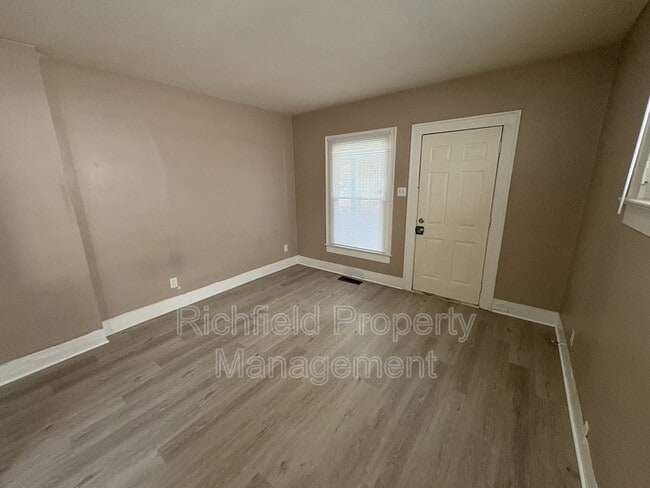 Photo - 1721 Laurel St