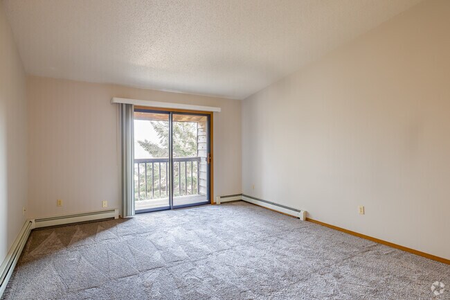 2BR, 1BA - 1,080SF - Living Area
