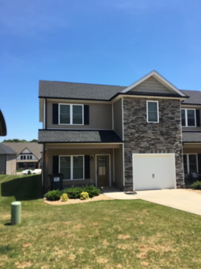 Photo - 1019 Graystone Ln Townhome