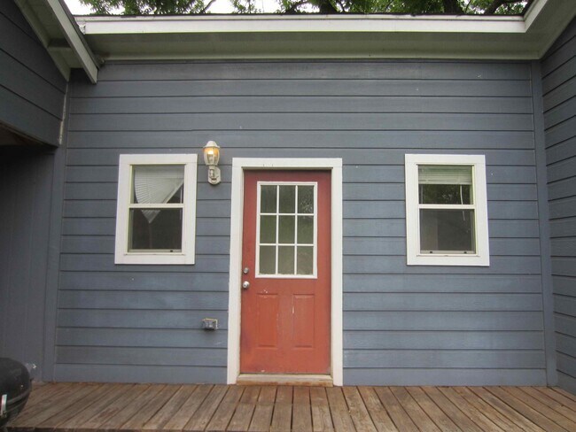 Photo - 5001 Duval St Unit B