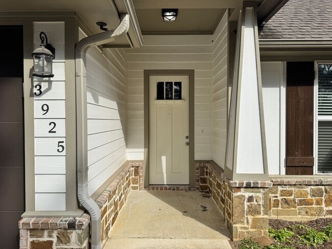 Photo - 3925 Old Omen Rd