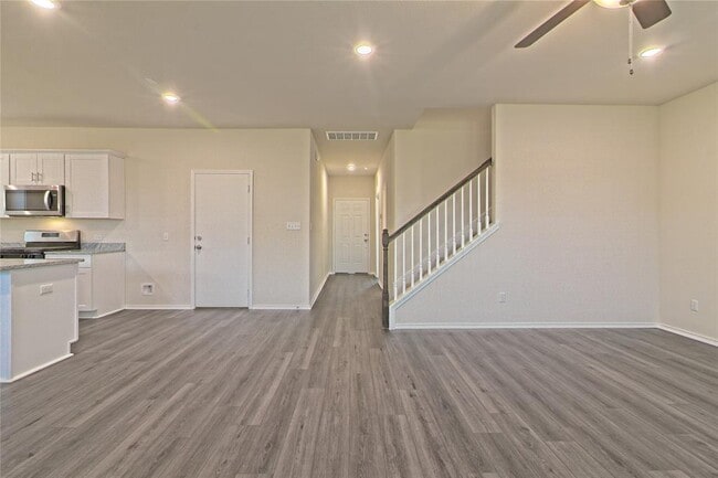 Photo - 105 Bird Cherry Wy