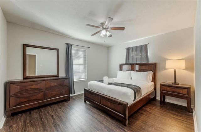 Photo - 1123 E Sycamore St