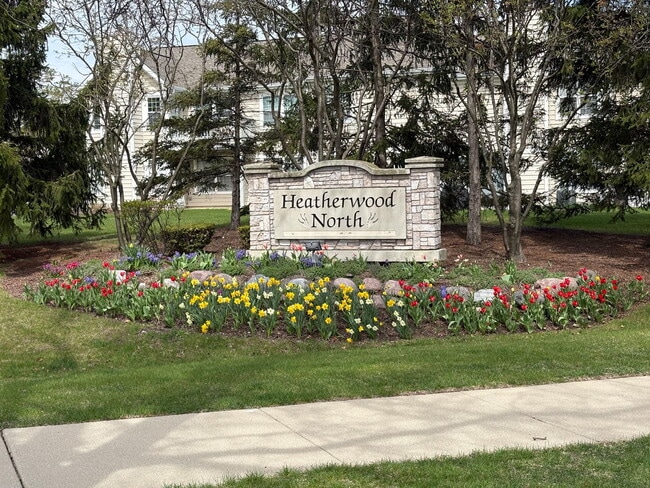 Photo - 2904 Heatherwood Dr Unit 4