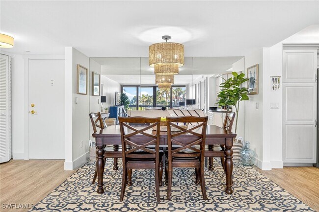 Photo - 4001 Gulf Shore Blvd N Unidad 105