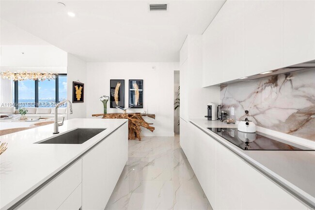 Photo - 700 NE 24th St Unit 1601