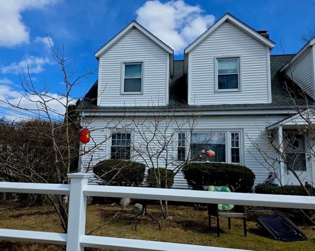 Photo - 70 Beaconwood Rd