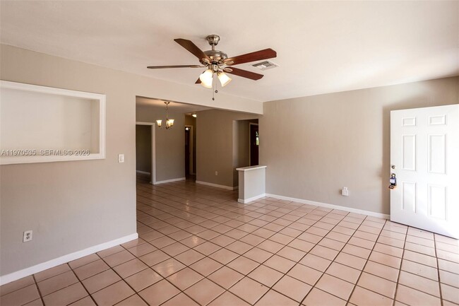 Photo - 7619 Kismet St