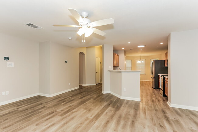 Photo - 213 Garden Valley Ln