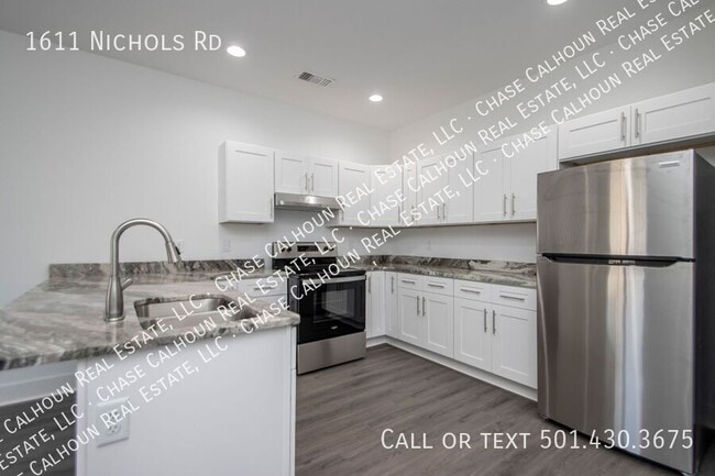 Photo - 1611 Nichols Rd