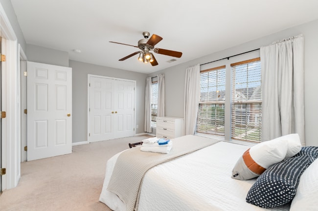 Photo - 4919 Sunburst Ln