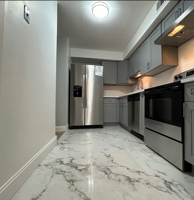 Photo - 14 Sawmill Run