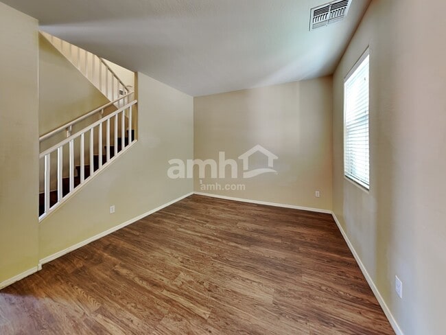 Photo - 7006 W Irwin Ave