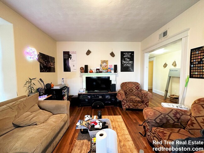 Photo - 229 Chestnut Hill Ave Unidad 1