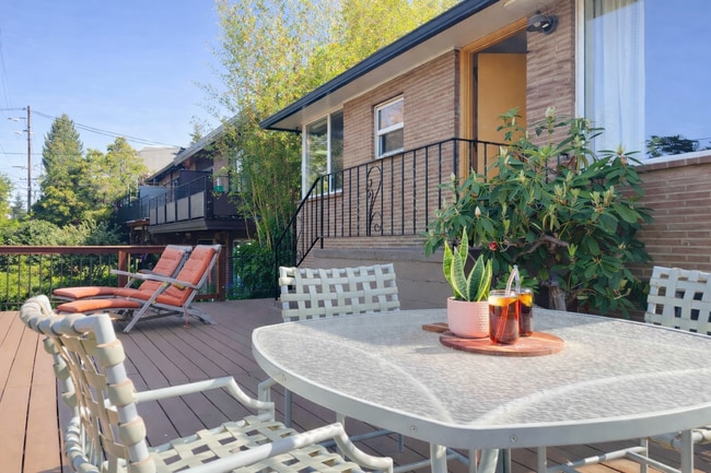 Photo - 4326 3rd Ave NW Unidad 1