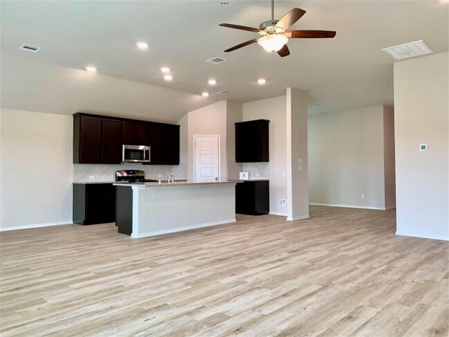 Photo - 2203 Levant Ln