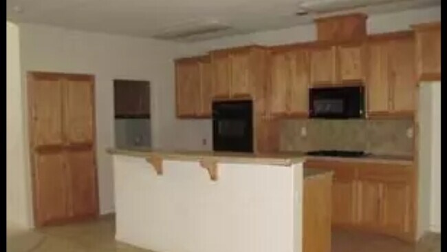 Photo - 911 Larch Dr Casa