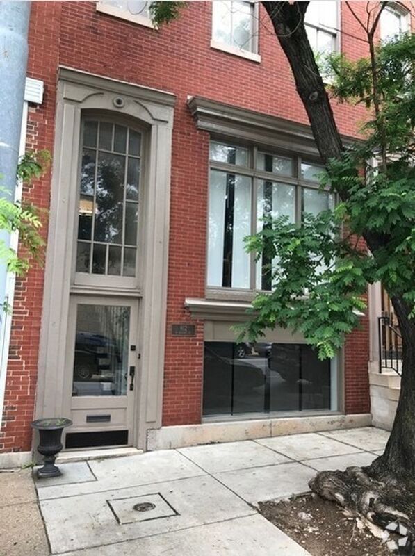 Building Photo - 812 N Calvert St Unit #3 Rental