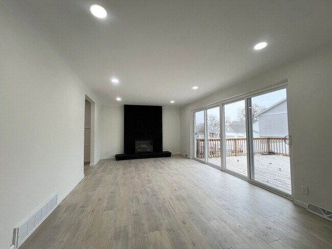 Photo - 1120 Gilbert Ave