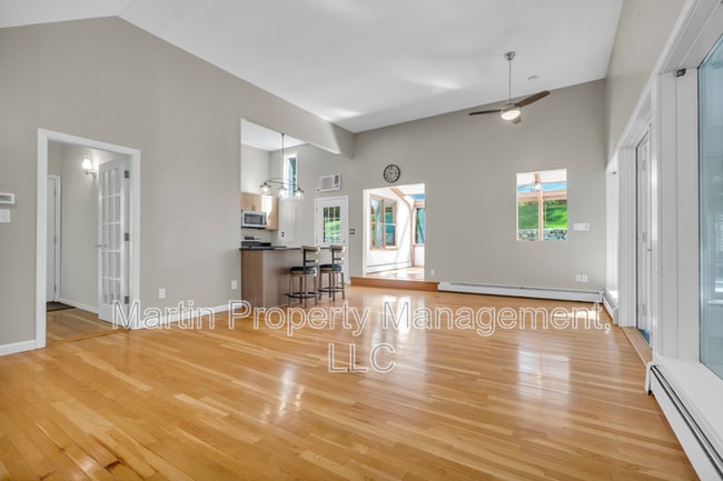 Photo - 606A Springs Rd