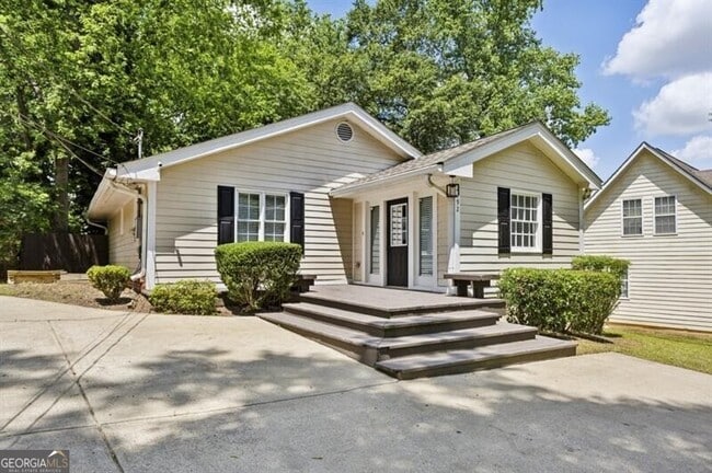 Building Photo - 2192 Spink St NW