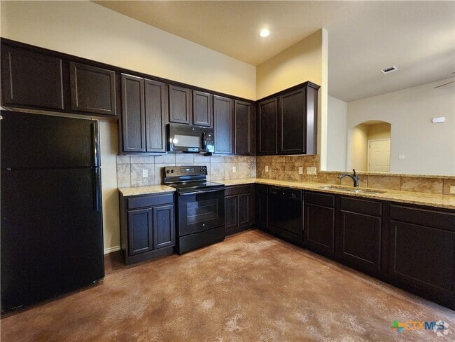 Building Photo - 2567 Pahmeyer Rd Rental