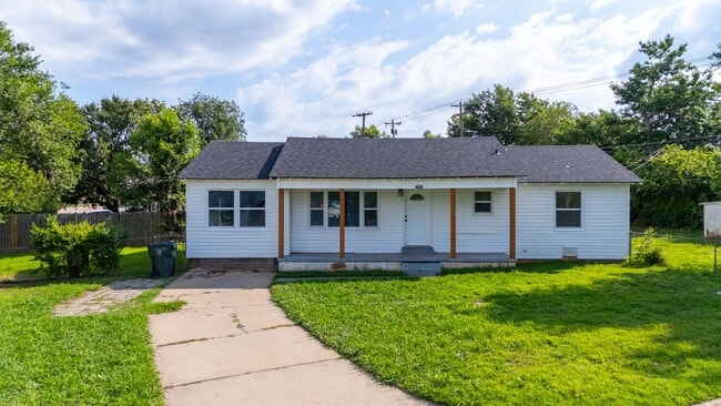 Building Photo - 4 Bedroom Rent to Own Home Available!