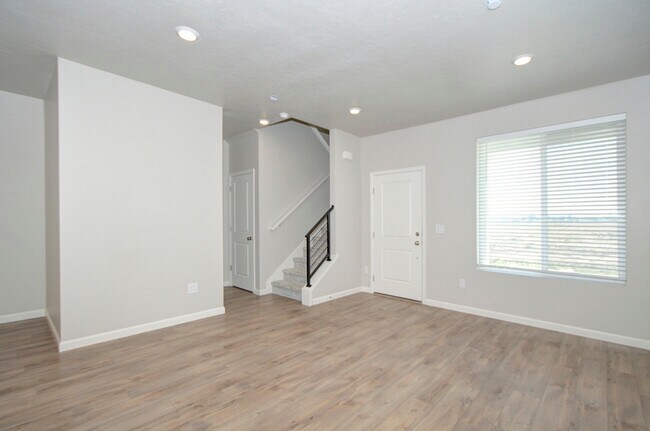 Photo - 63 N Veranda Ct