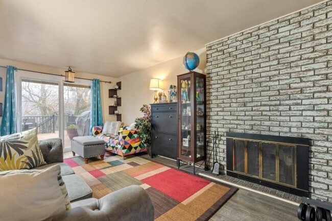 Photo - 485 Milbeth Dr