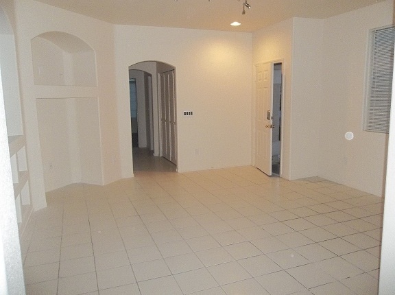 Photo - 7138 Hedgemaple Ct